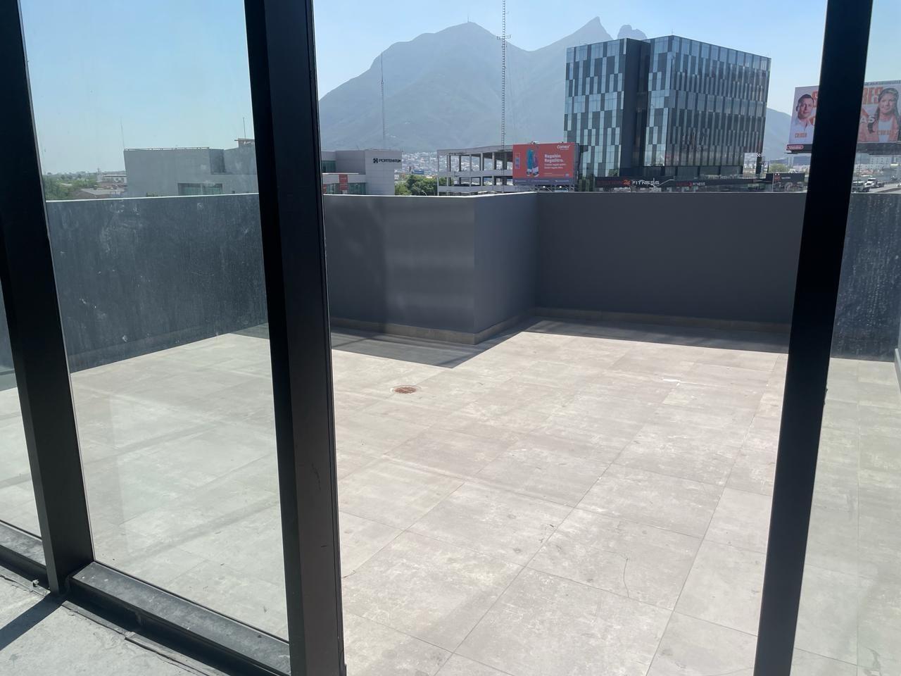 Terraza con vista al Cerro de la Silla