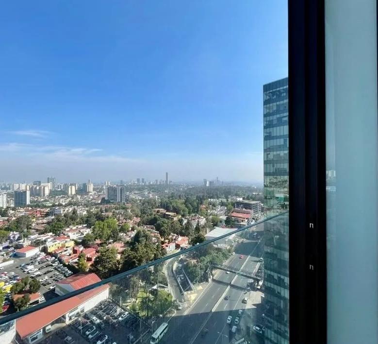 Vista panorámica de la ciudad desde el piso 21